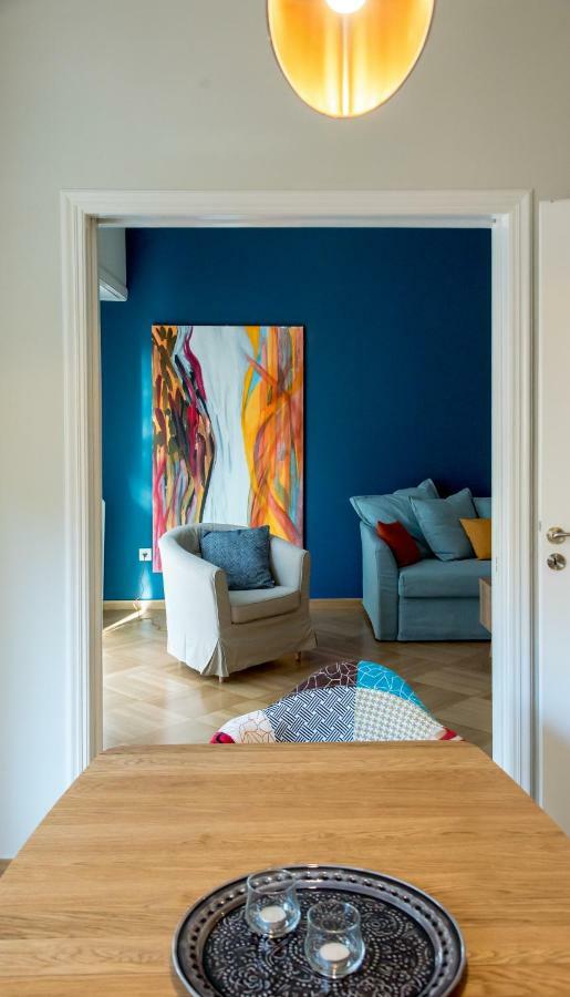 Darsiss 2 - Museum Apartment Athena Bagian luar foto