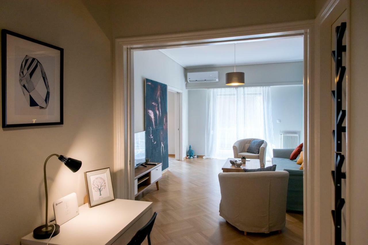 Darsiss 2 - Museum Apartment Athena Bagian luar foto