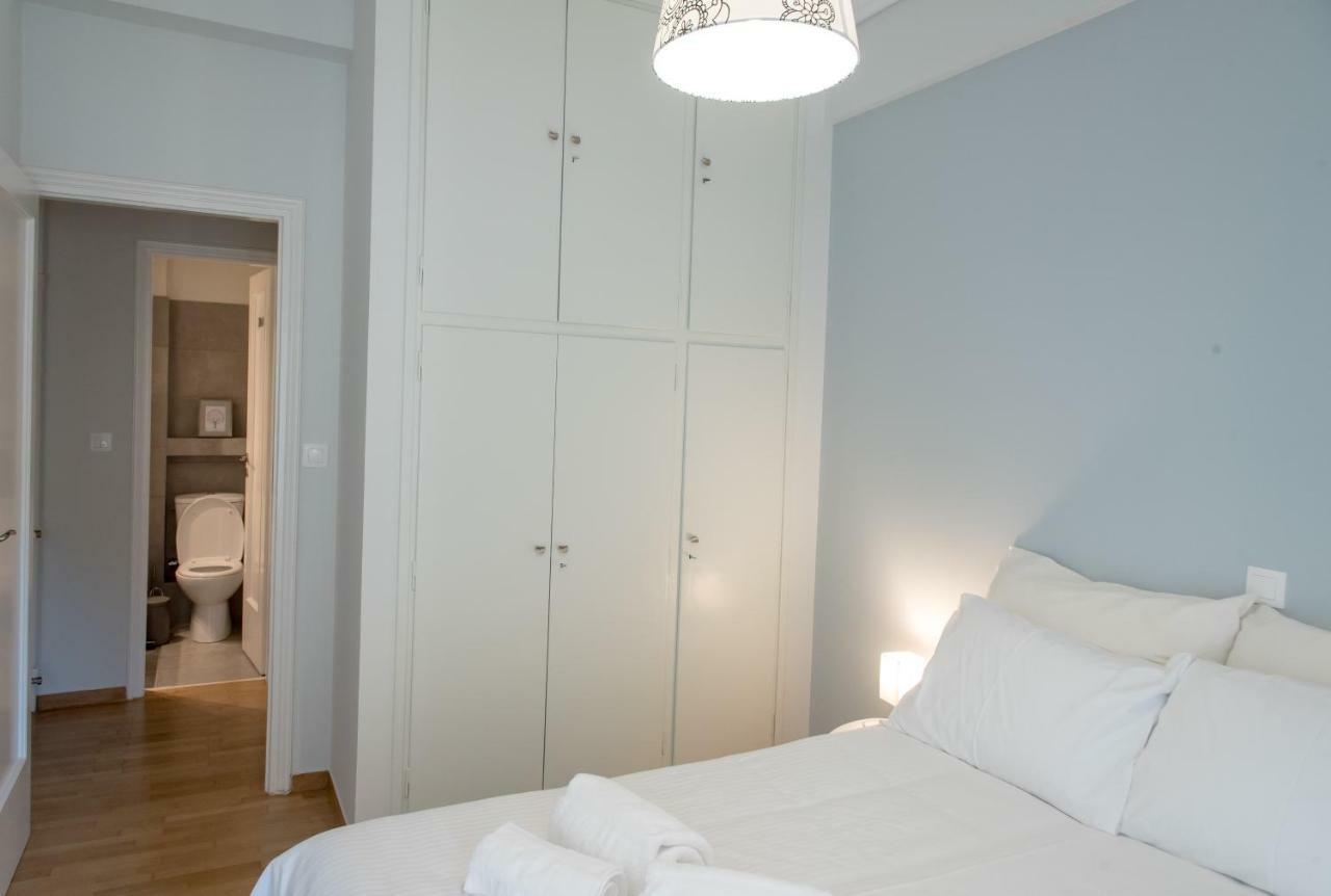 Darsiss 2 - Museum Apartment Athena Bagian luar foto