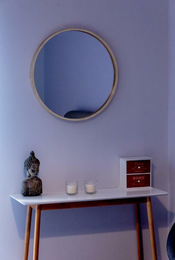 Darsiss 2 - Museum Apartment Athena Bagian luar foto