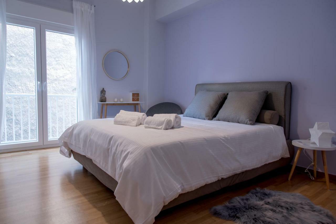 Darsiss 2 - Museum Apartment Athena Bagian luar foto